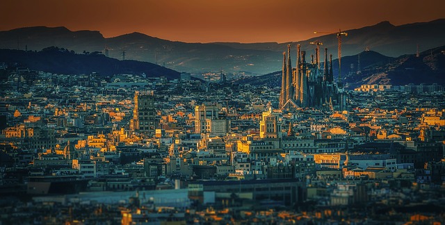 súmrak nad Barcelonou.jpg